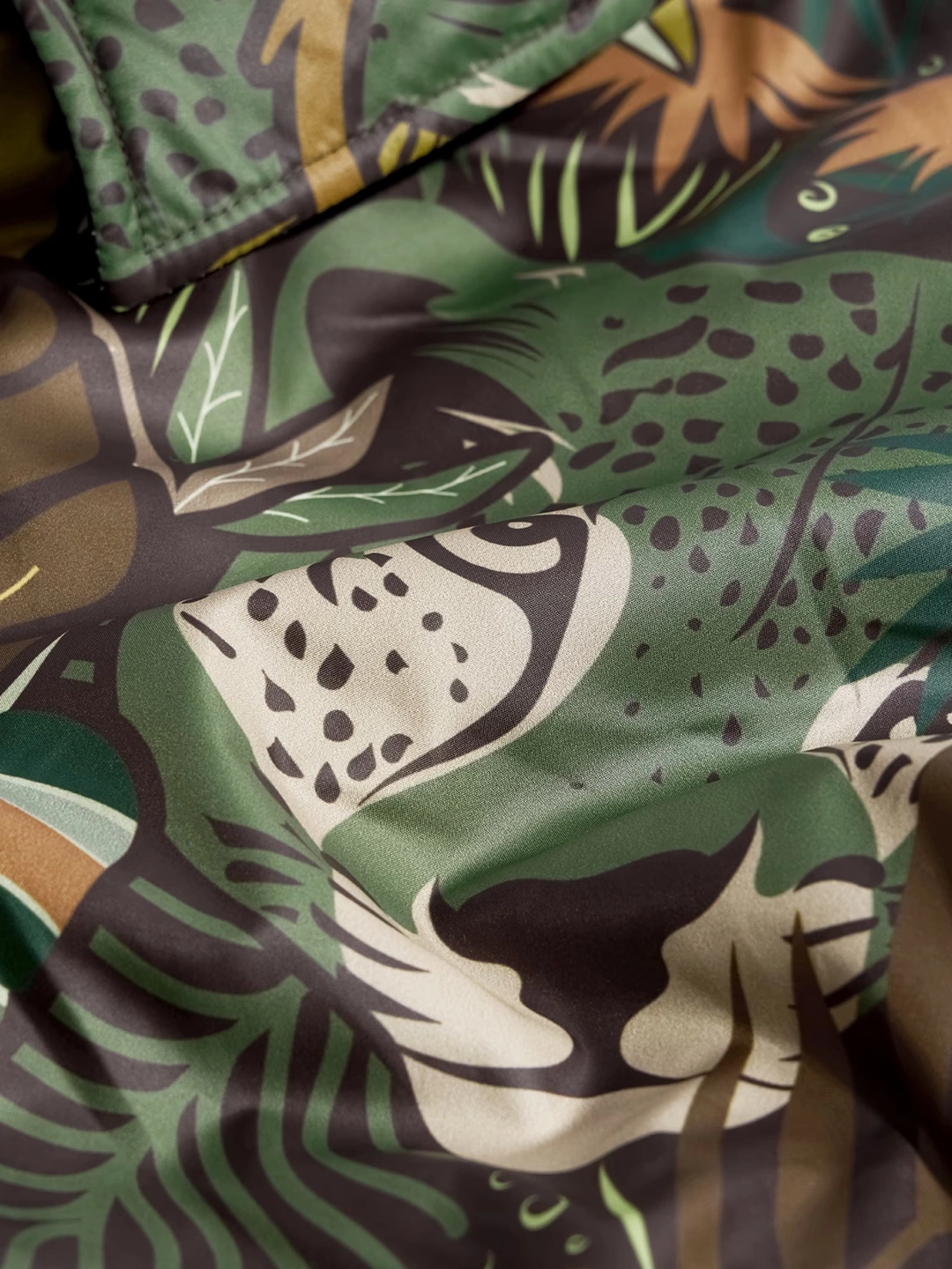 Reversible Bomber: Into the Wild