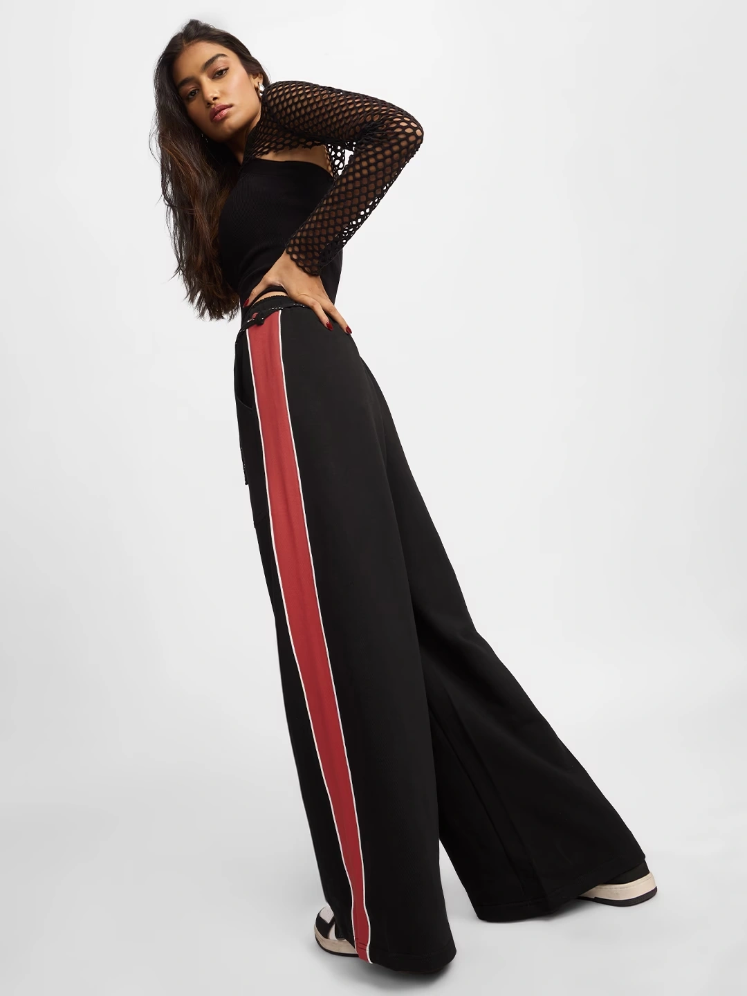 Colorblock: Onyx