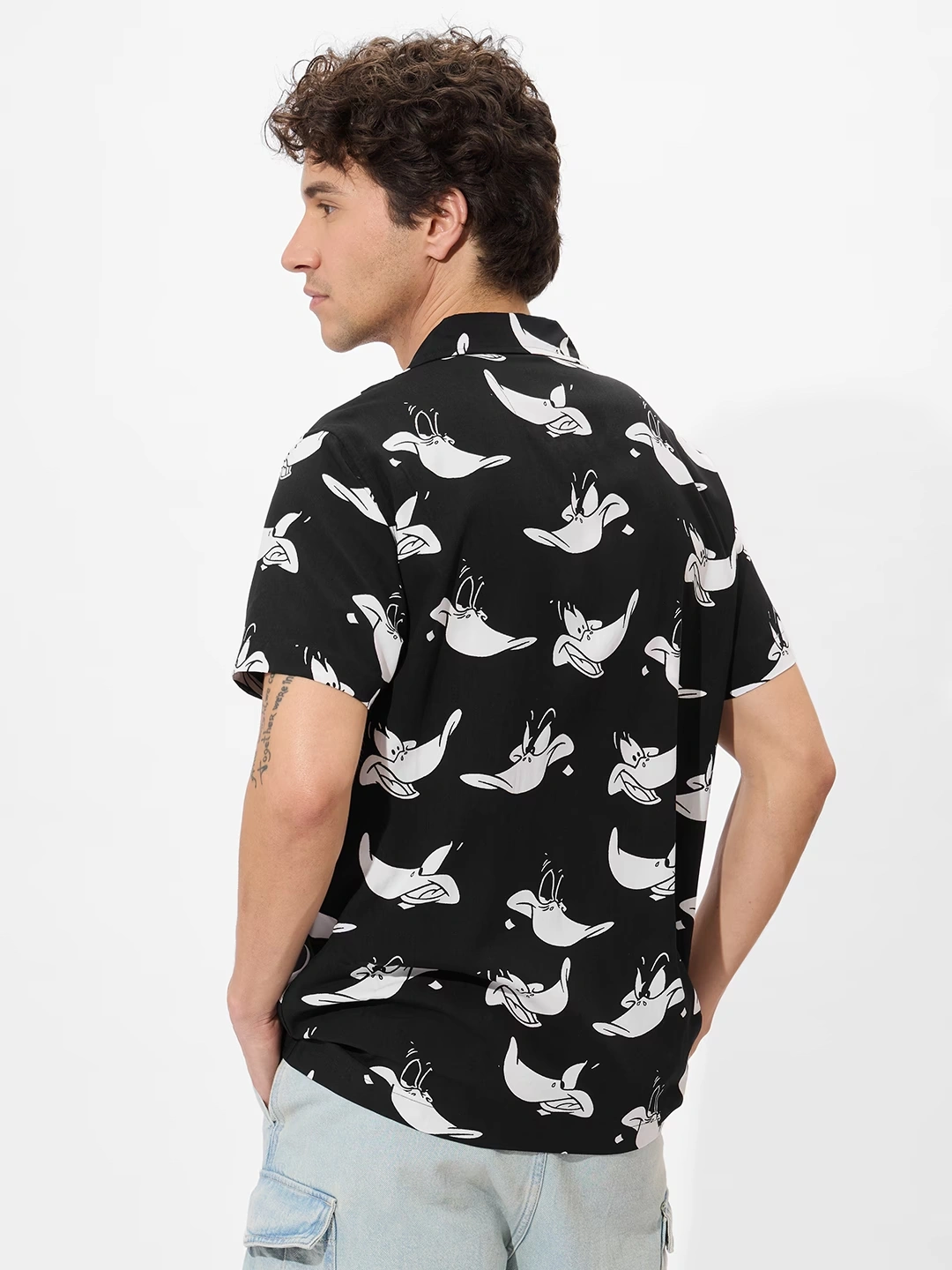 Daffy Duck: Go Hawaii 4 Daffy Duck: Go Hawaii