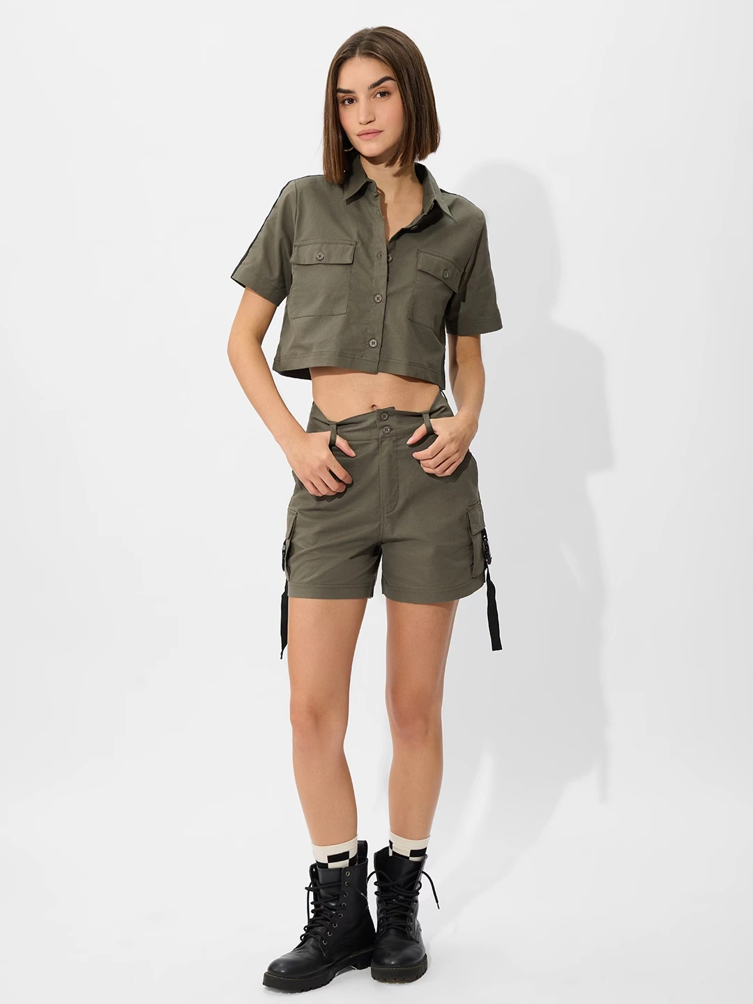 Cropped Shirt: Olive 3 Cropped Shirt: Olive
