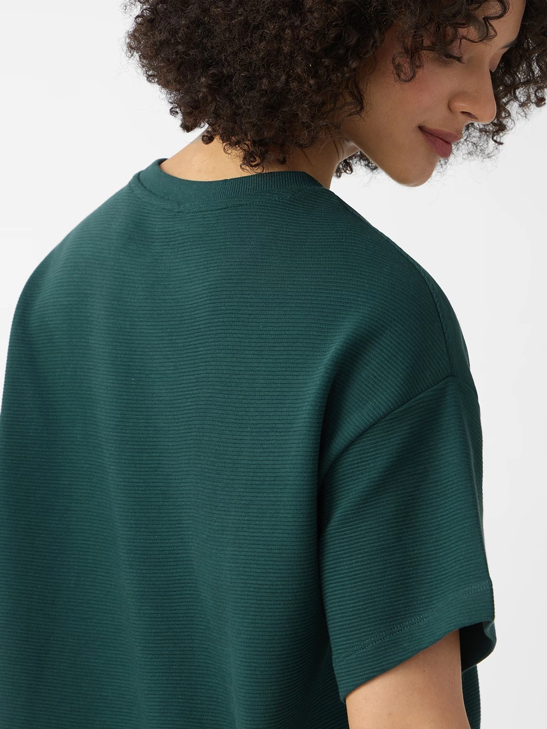 Textured Tshirt: Tom Chillin' 4 Textured Tshirt: Tom Chillin'