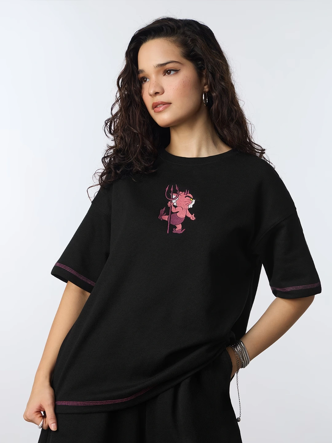 Textured T-shirt: Tom The Devil