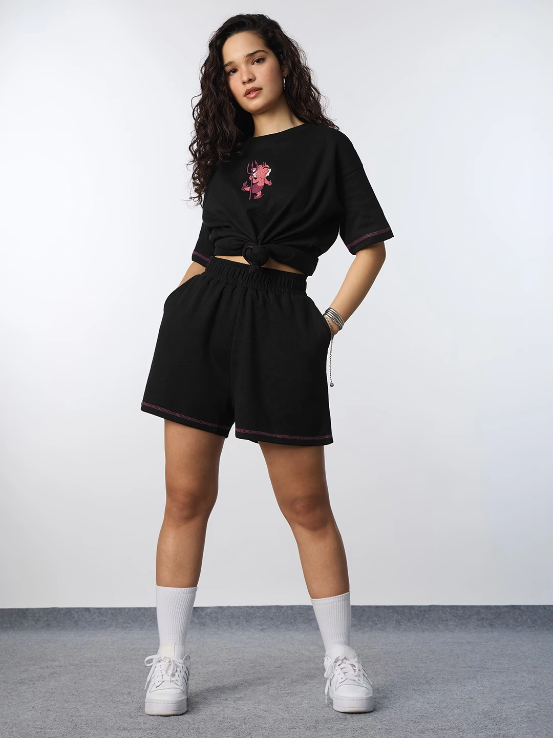 Textured T-shirt: Tom The Devil