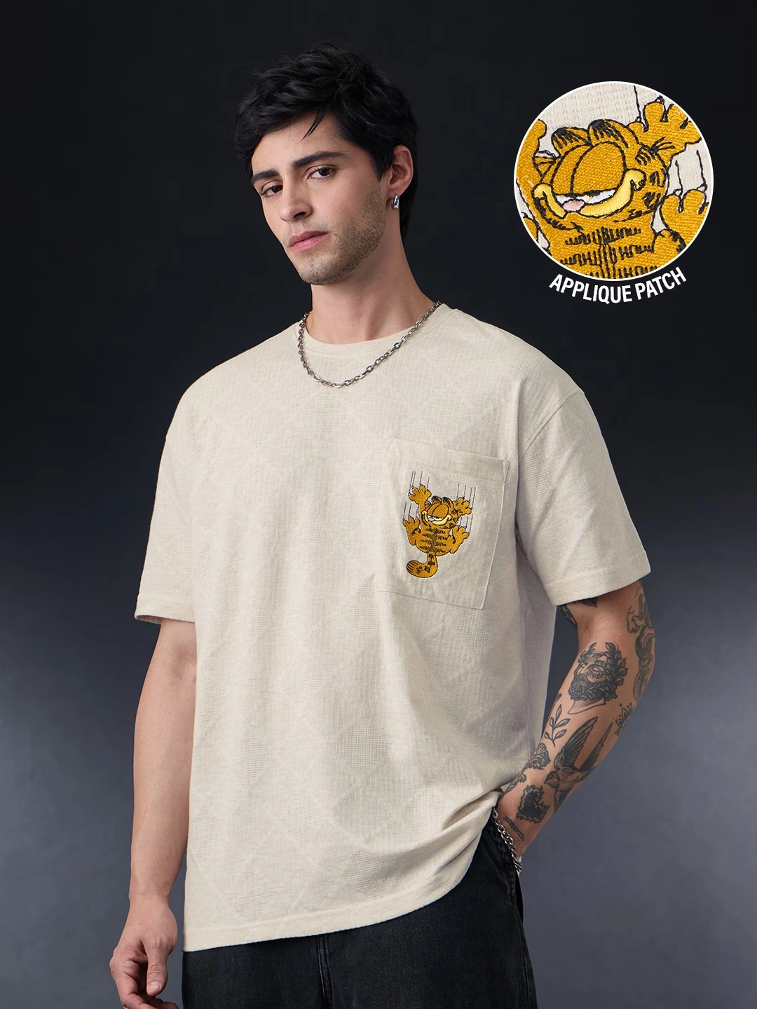 Textured Tshirt: Garfield