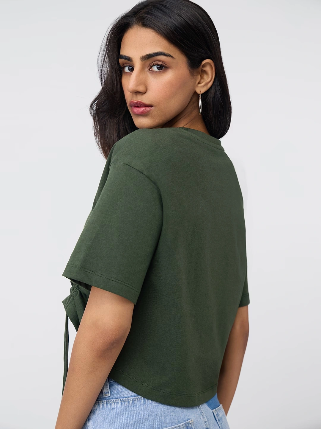 Cropped T-Shirt: Be Honest 4 Cropped T-Shirt: Be Honest