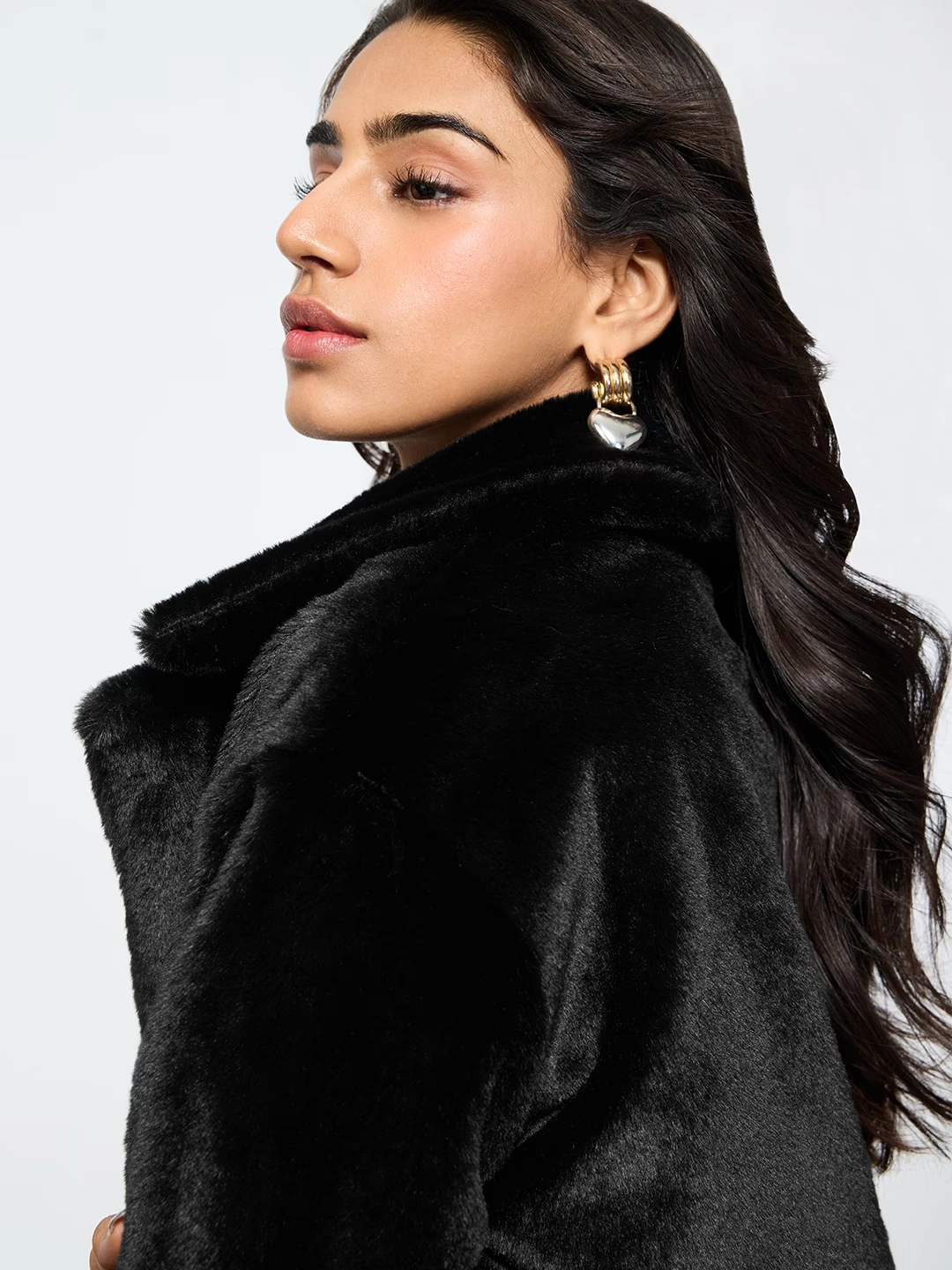 Fur Jacket: Onyx 4 Fur Jacket: Onyx