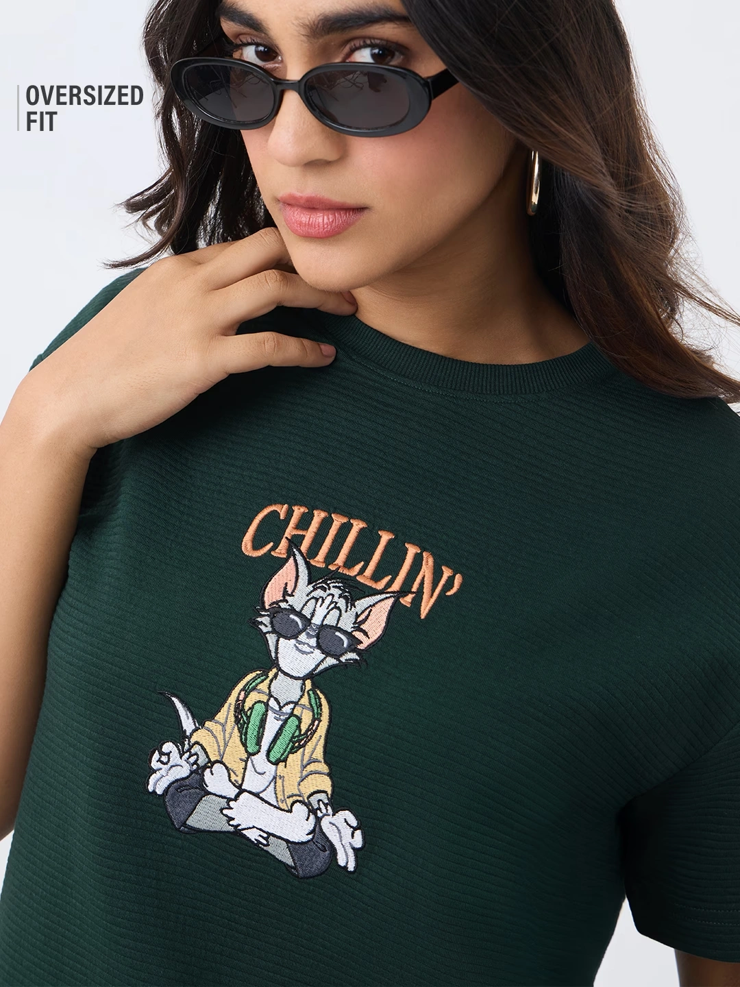 Textured Tshirt: Tom Chillin' Time