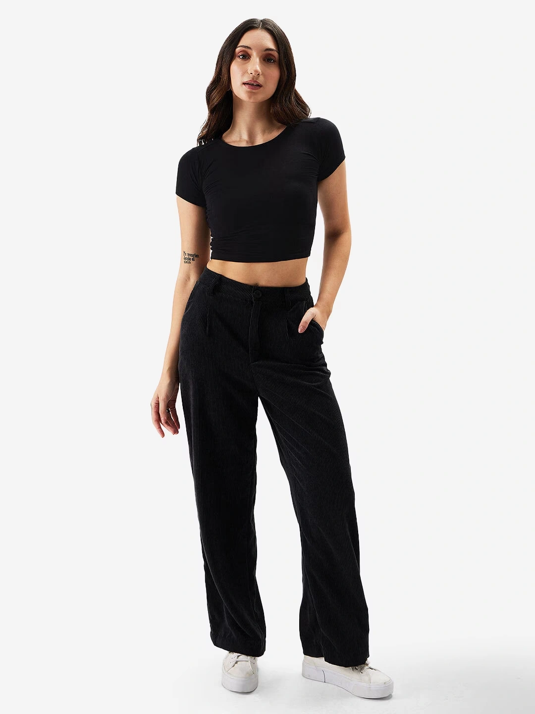 Solids: Pure Black